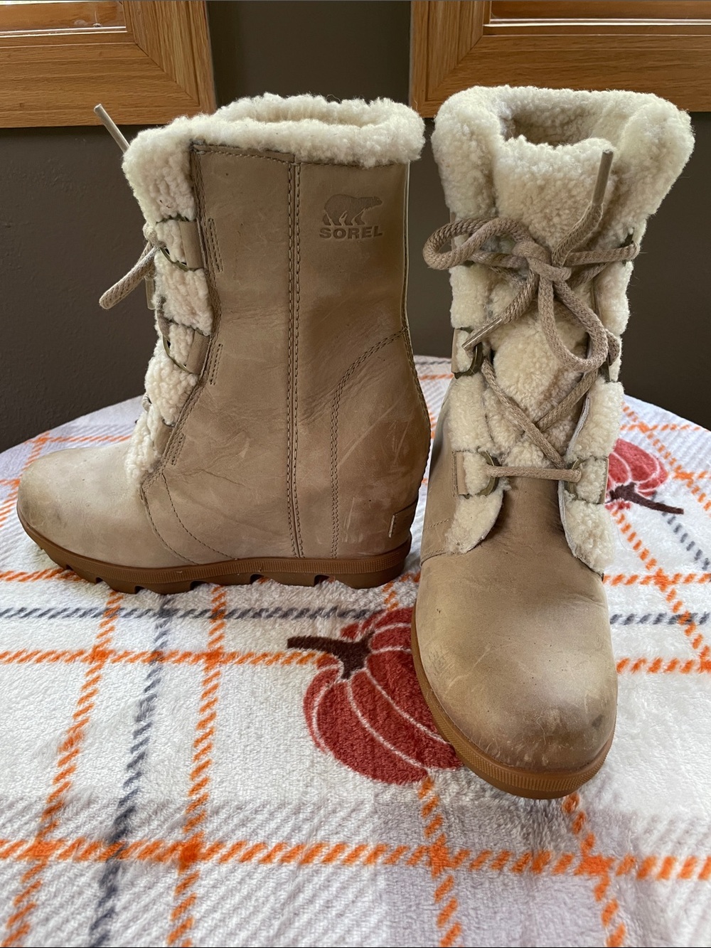 Women’s Sorel Joan of Arctic Wedge, Tan Shearling Lace-Up Winter Boots